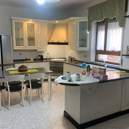 L' Albero Di Giada Holiday home Maletto